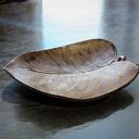 Ceramiczna patera w kształcie liścia