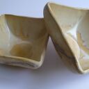 Wrzosowe miseczki i talerz - ceramiczny zestaw do codziennych posiłków i dekoracji