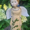 Ręcznie robiony anioł ceramiczny 21 cm - błyszczące szkliwa
