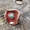 Czerwony pierścionek ceramiczny handmade z regulowaną obrączką