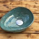 Ręcznie robiona mała umywalka ceramiczna nablatowa