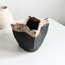 Ręcznie lepiona ceramiczna osłonka na doniczkę