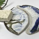 Ceramiczna mydelniczka i spodeczek z serii Luna