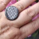 Szary pierścionek ceramiczny handmade - regulowany
