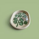 Ręcznie robiony talerzyk ceramiczny 16 x 12 cm - motyw roślinny (sgraffito)