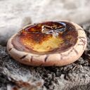 Kamień spokoju z motywem ważki - ceramika handmade