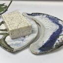 Ceramiczna mydelniczka i spodeczek z serii Luna