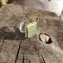 Kolorowy pierścionek ceramiczny handmade z regulowanym rozmiarem