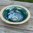 Ręcznie wykonana zielona umywalka ceramiczna w stylu farmhouse