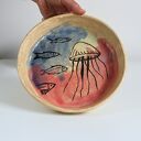 Ceramiczny talerz z motywem morskim