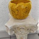 Żółta ceramiczna osłonka na doniczkę handmade