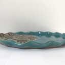 Turkusowa patera z koronką - ręcznie formowany ceramiczny talerz