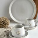 Zestaw dla dwojga - Taca białe filiżanki ceramiczne - Piegi