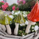 Ręcznie robiony ceramiczny grzybek do doniczki