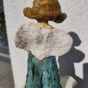 Ceramiczny anioł w turkusowych ogrodniczkach - rękodzieło