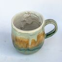 Duży ceramiczny kubek handmade z koniem w środku - beżyk, ok 400 ml