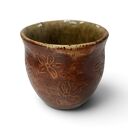 Ręcznie robiona ceramiczna czarka z kwiatowym motywem