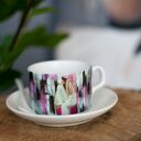 Różowa filiżanka do herbaty "Kolor kobiety" - unikatowy obraz na porcelanie