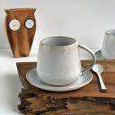 Kubek ze spodkiem i łyżeczką Cappuccino jasne - ręczna ceramika, ok. 320 ml