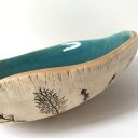 Organiczna misa ceramiczna z roślinami - ręcznie wykonana misa na prezent urodzinowy