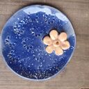 Ceramiczna podstawka pod kadzidło - rękodzieło do domu