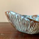 Misa ceramiczna Deep Lines - ręcznie robiona miska na owoce, sałatki i dekoracje