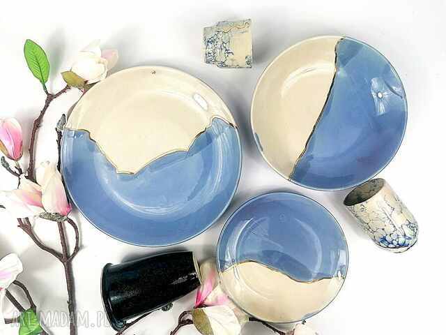 Komplet talerzy ceramicznych dla 2 osób
