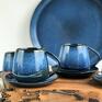 ceramika: Kubek / Filiżanka ze spodkiem niebieska 320 ml beczułka - Borówka