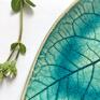 ceramika: turkusowy dekoracyjny listek talerzyk liść
