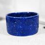 Ręcznie robiona i malowana ceramiczna, którą możesz wykorzystać do przechowywania swoich małych skarbów biżuterii - niebieska miseczka