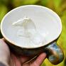 ceramika na prezent użytkowa ceramiczna filiżanka z figurką konia do kawy