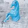 ceramika: Aleksander II - rzeźba kamionkowa - niebieski koń nakrapiany
