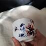 ceramika czarka porcelanowa, ręcznie malowana w kwiaty. Energia chawan