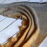 ręcznie zrobione duża chusta na drutach