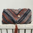 Kolorowa ciepła chusta z chwostami ręcznie robiona