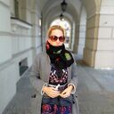 Czarna chusta handmade Ruda Klara z wełny merynosów