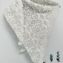 Chusta ślubna handmade biała szydełkowana Daisy Chain z merino