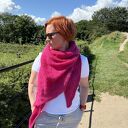 Chusta na drutach Puchata Fuksja - moher, merino i jedwab