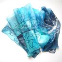 Drzewa W Błękicie szal jedwabny ręcznie malowany