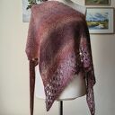 RĘCZNIE NA DRUTACH - Karmel z cynamonem - puchata, miła, lekka chusta z jedwabiem i alpaką