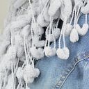 pom-pon scarf - szary