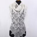 Chusta w ażurowe liście