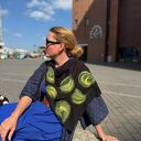 Czarna chusta handmade wełniana, elementy filcowane to wełna merynosów, produkt