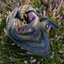 Chusta z wełny merino Selma na wrzosowisku