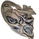 chusta wełniana w kwiaty folkowa - handmade, elementy filcowane to wełna merynosów