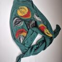 Turkusowa chusta boho handmade z wełny merynosów - filcowane elementy