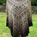 Ręcznie wykonana chusta w odcieniach beżu i brązu - szydełko (handmade)