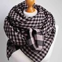 Duża chusta damska na wiosnę z bawełny organicznej, modna w kratkę