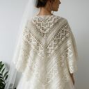 Ozdobna biała chusta ślubna Klaziena ręcznie robiona z merino