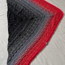 Chusta szydełkowa KOKONEK Classic - Czerń / Szarości / Koral / Ognista czerwień - 145x74 cm